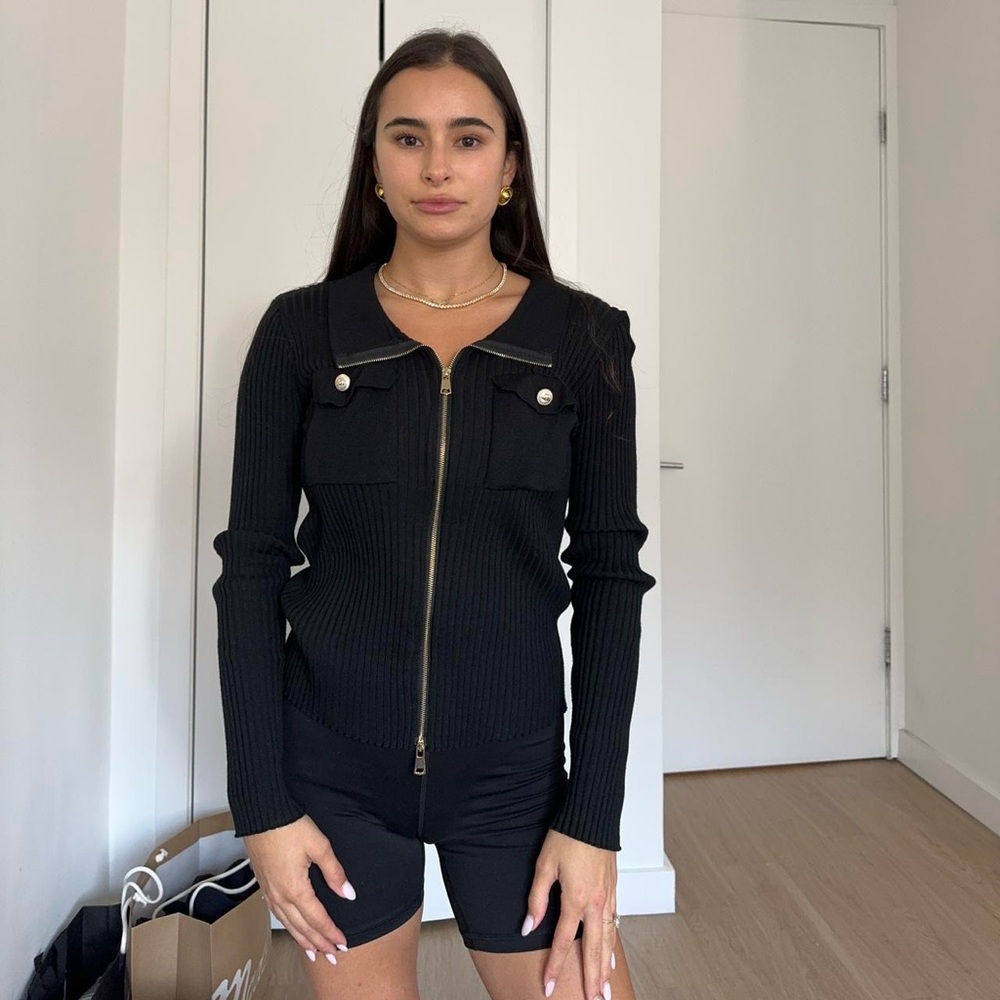 Black zip up cardigan sweater with gold buttons and zipper - Picture 2 of 4